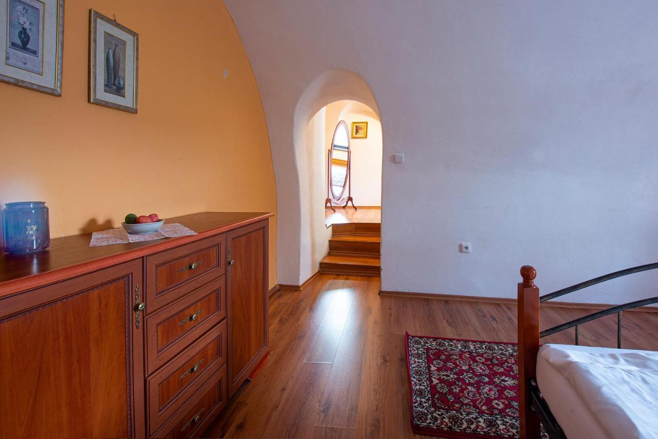 Penzion Familia Hotell Poprad Eksteriør bilde