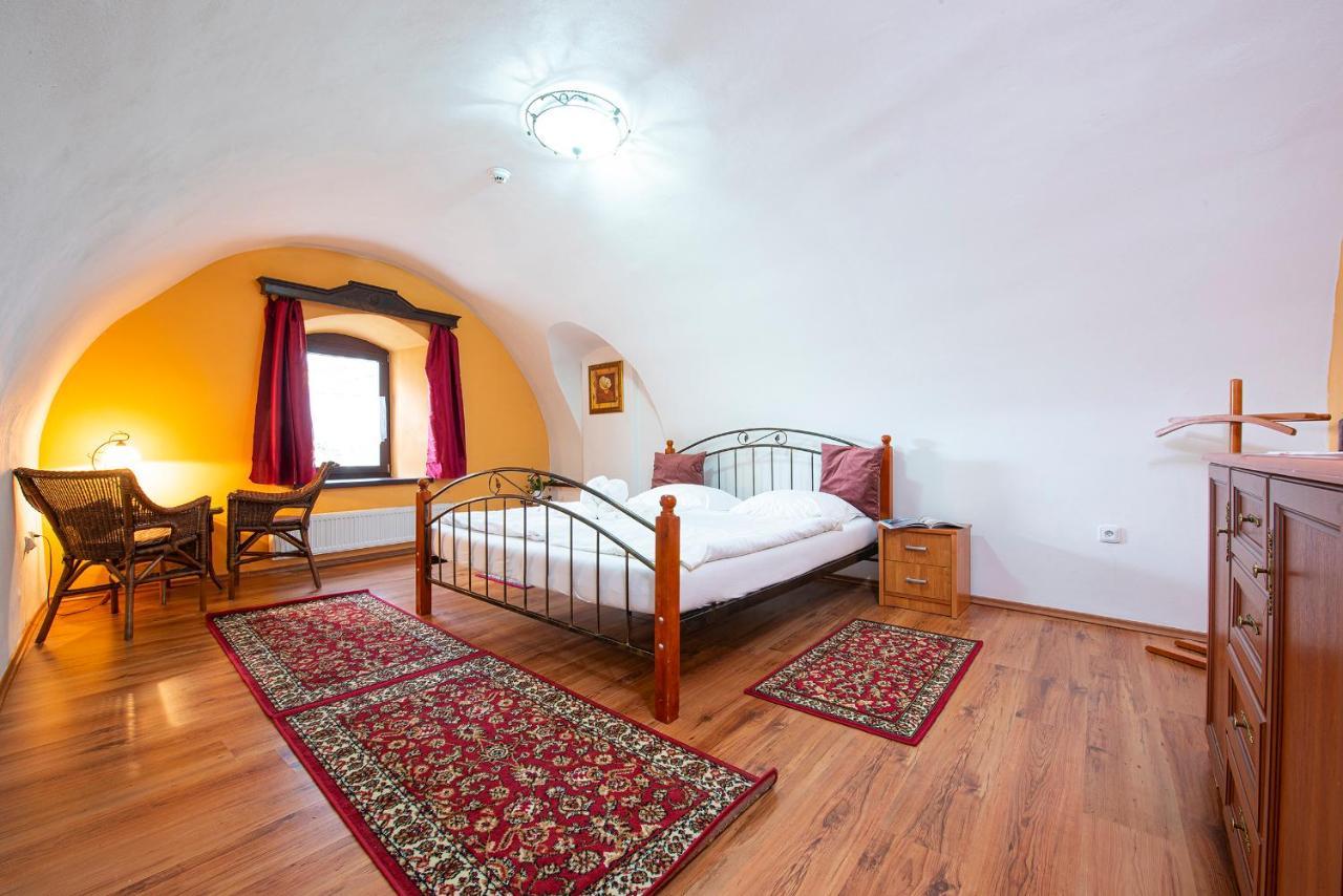 Penzion Familia Hotell Poprad Eksteriør bilde